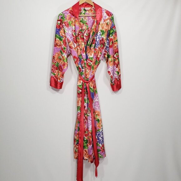 Victoria's Secret Other - Victoria's Secret Floral Longsleeve Robe Satin finish Belt Tie Size M/L